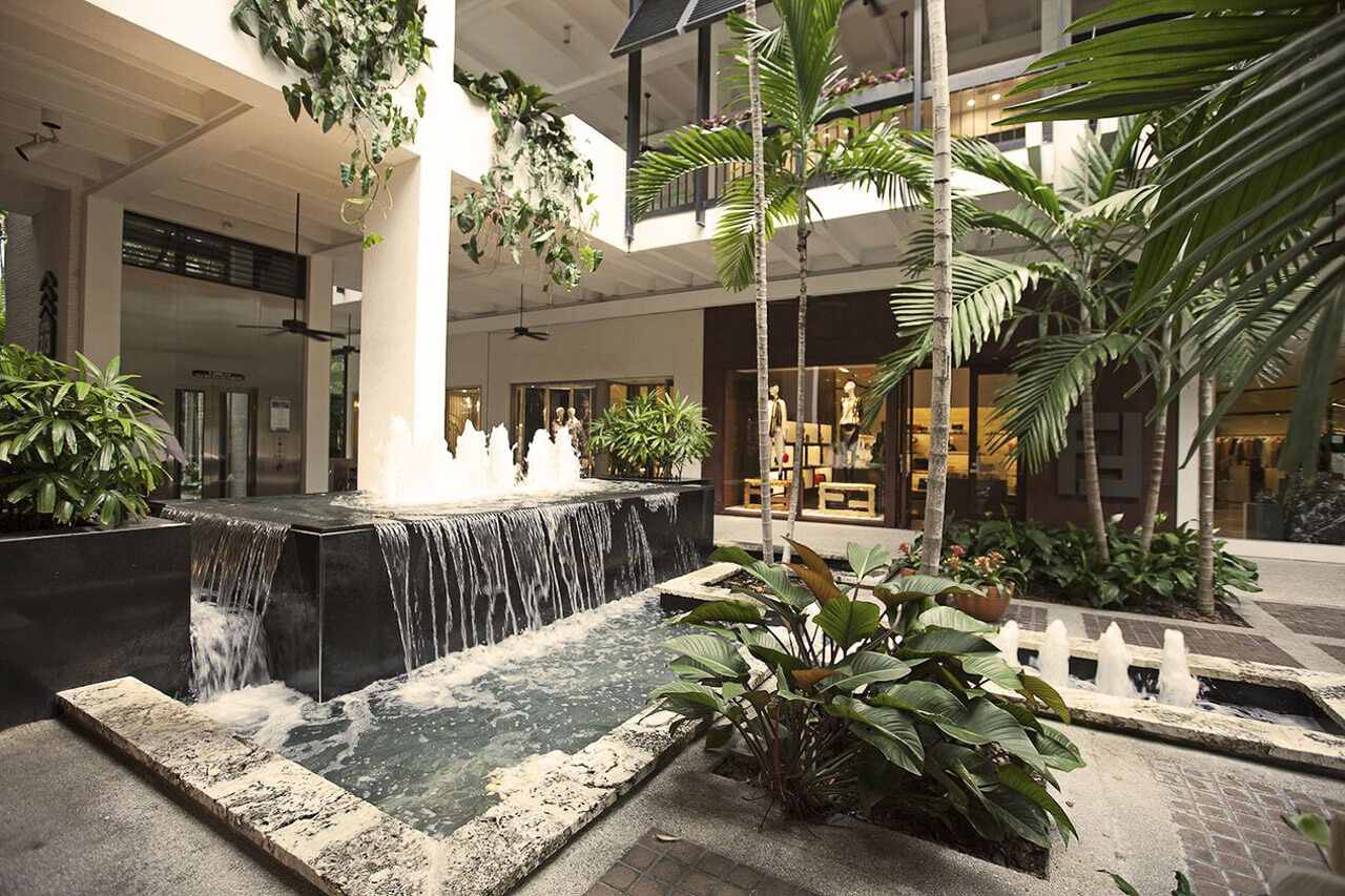 Bal Harbour Shops luxury retail